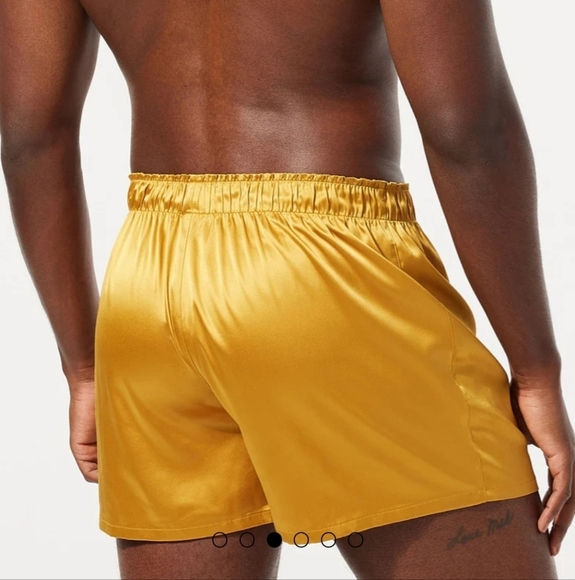 NWT Savage X Fenty By Rihanna satin boxers in spiced yellow size small - Picture 2 of 5